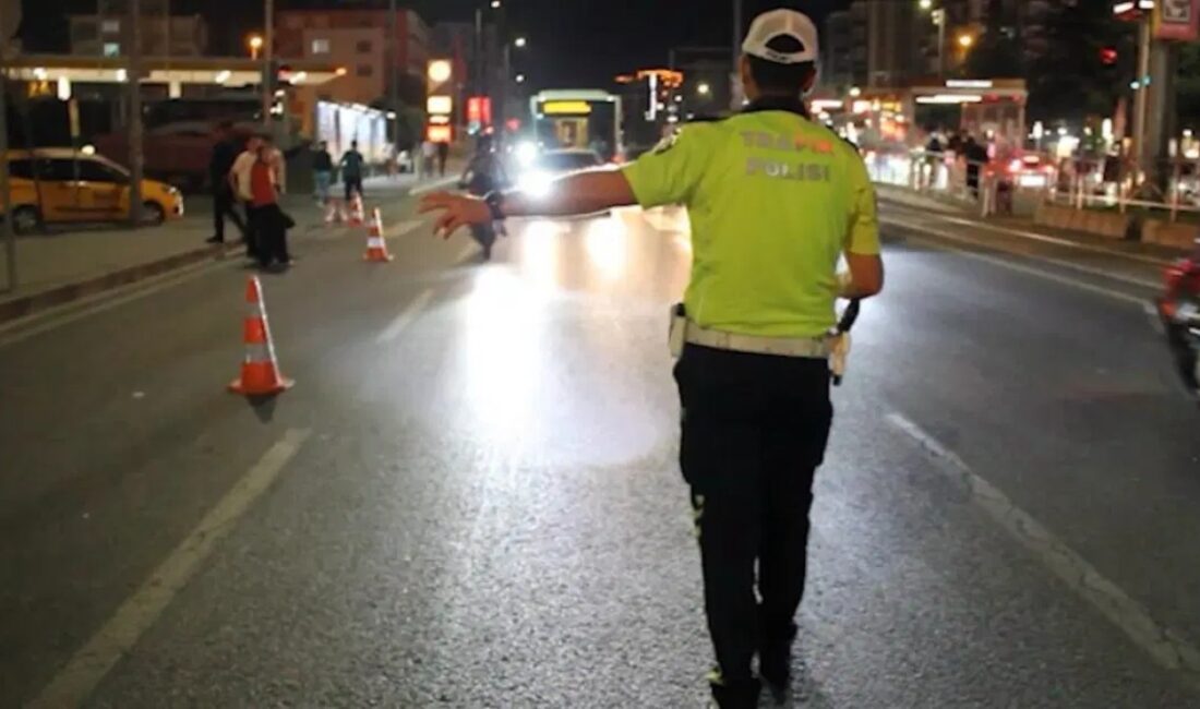 Kayseri polisi tarafından düzenlenen huzur-asayiş uygulamalarında 24 bin kişi kimlik
