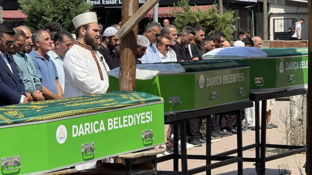 Kocaeli'de denizde ölü bulunan Gülşah, Muhammed Ali ve Belinay Sakar