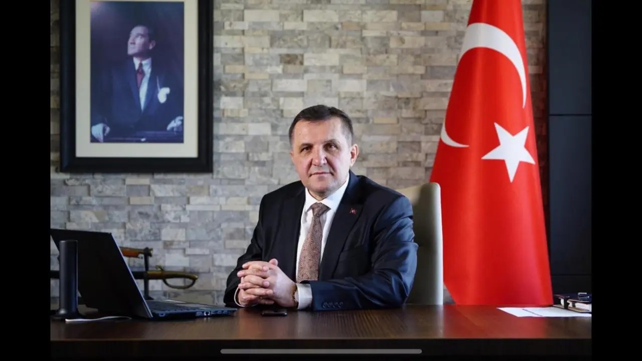 Tekirdağ'ın Hayrabolu ilçesinde 1963'te başlayan üretim yolculuğu, Kurt Tarım Makineleri'ni