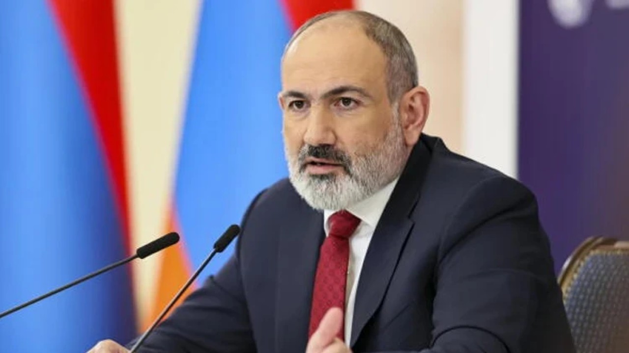 Ermenistan Başbakanı Nikol Paşinyan, ülkenin demir yolu hatlarını yöneten Rus