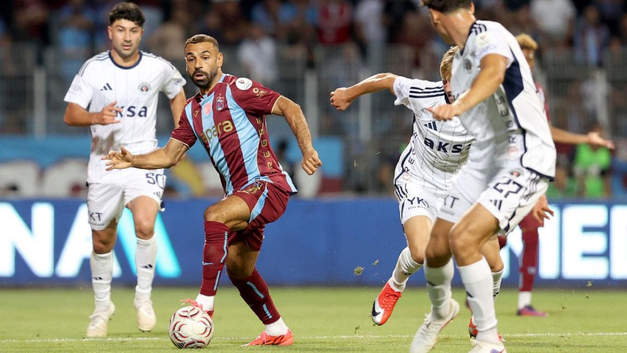 Trendyol Süper Lig'in ilk haftasında Trabzonspor, deplasmanda Kasımpaşa ile 1-1