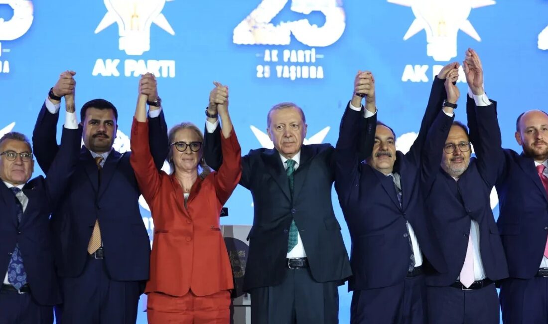 Sinan Burhan, Ankara kaynaklı değerlendirmesinde üç CHP'li belediyenin AK Parti'ye