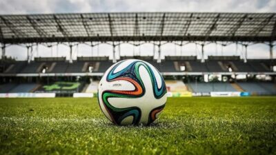 Trendyol'da satışa çıkarılan 2026-2027 sezonu kombinelerinin en pahalı olanı 275