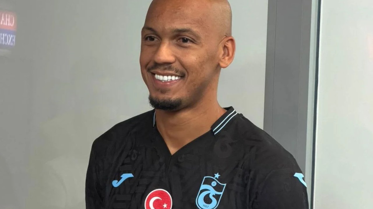 Anlaşma sağlanan Fabinho, transferini tamamlamak üzere Trabzon'a geldi ve gelişinde