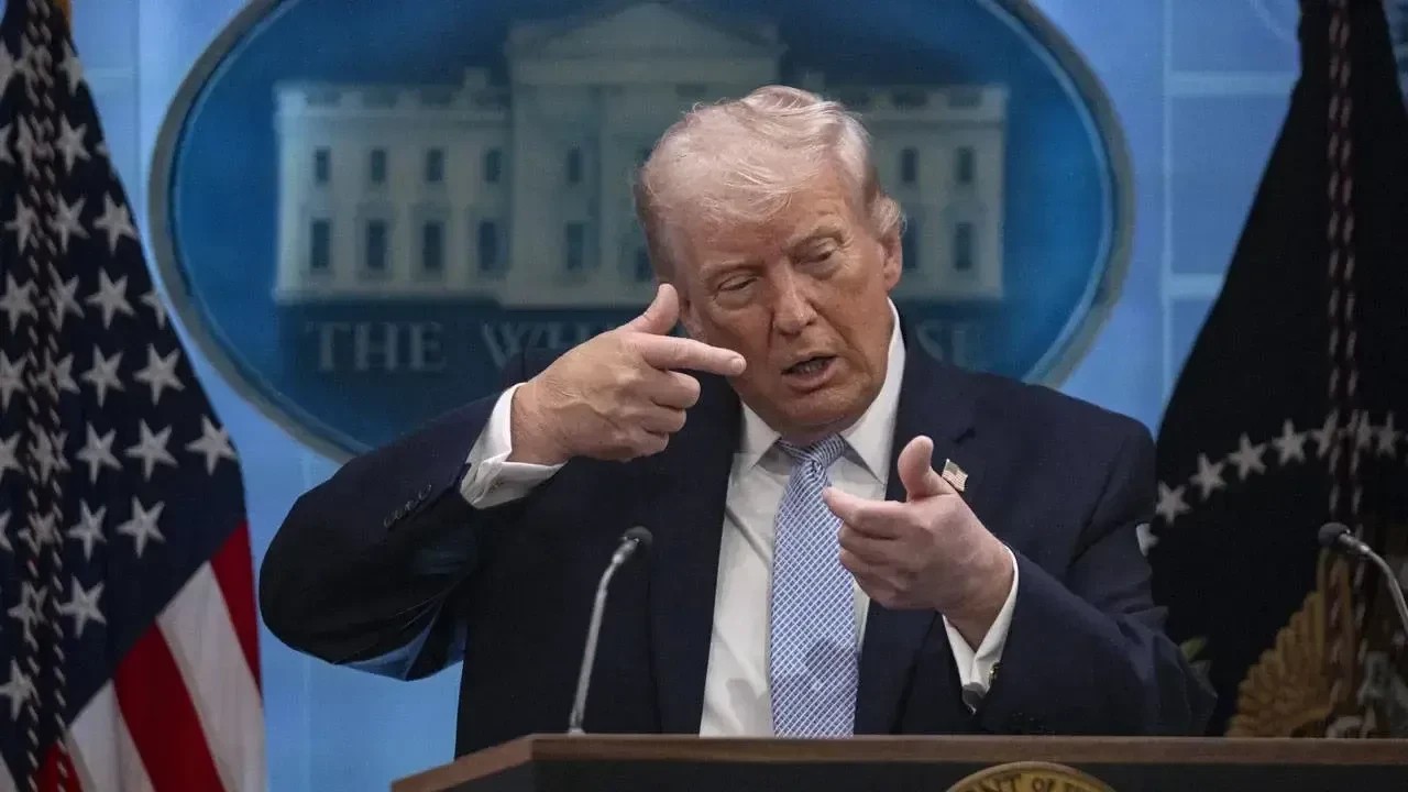 ABD Başkanı Donald Trump, İran'a yönelik ekonomik savaş planının yanı