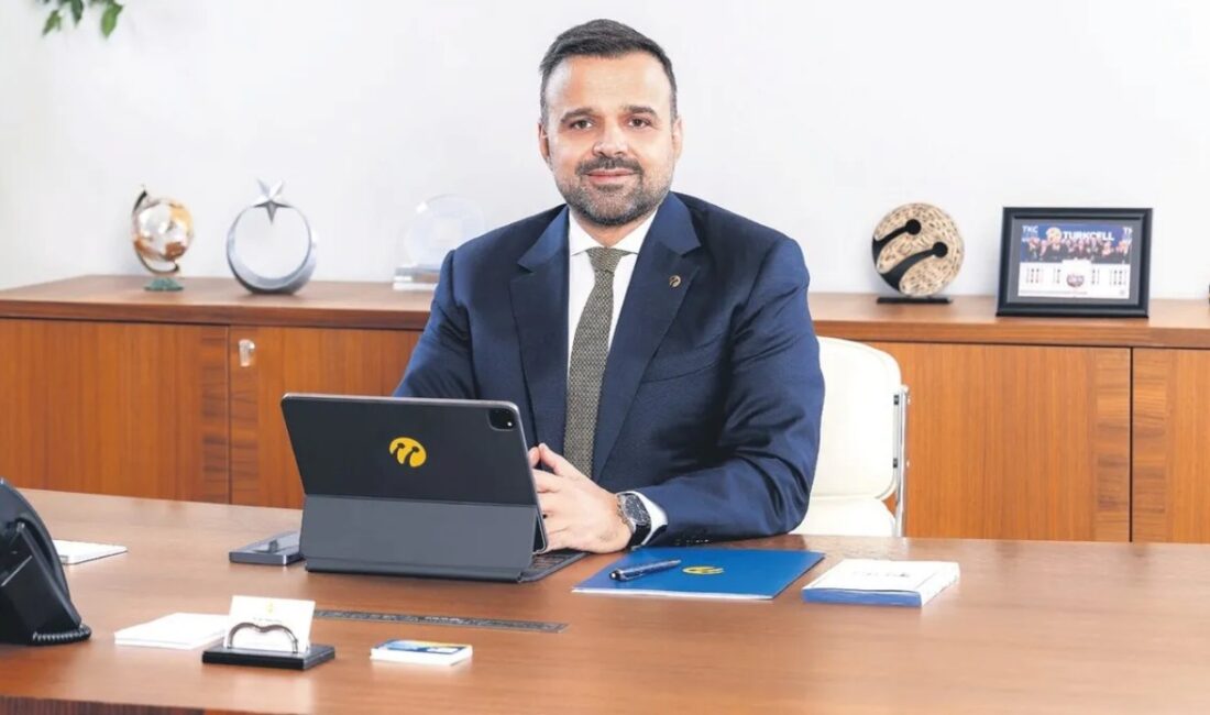 Konsolide gelirler yıllık bazda artış gösterirken FAVÖK marjı ,8 olarak