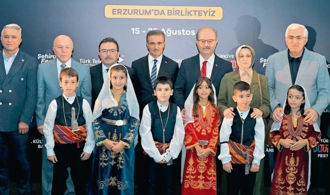 Türkiye Kültür Yolu Festivali'nin 14'üncü durağı Erzurum oldu. Açılış Erzurum