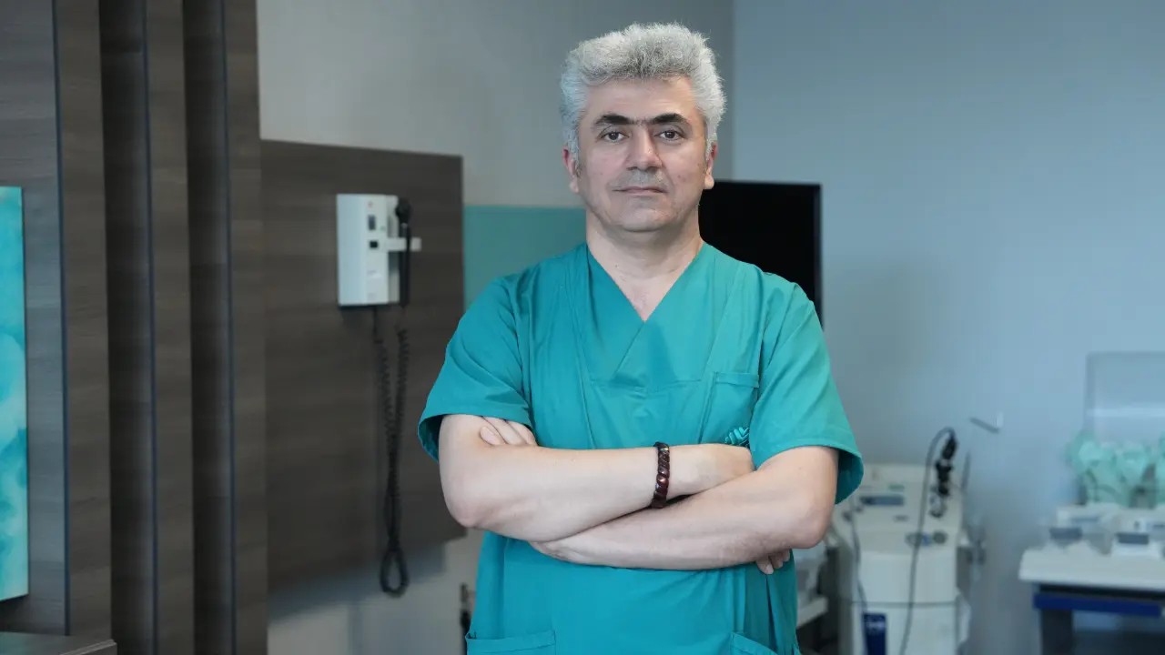 Doç. Dr. Lütfü Şeneldir, burun spreylerinin bilinçsiz ve uzun süreli