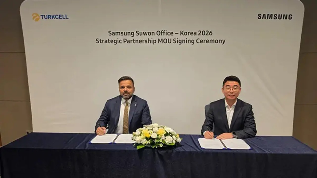 Turkcell ile Samsung'un Güney Kore'deki genel merkezinde imzalanan mutabakatla, iki